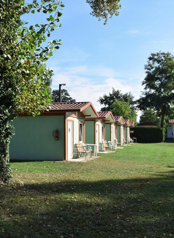 Marina Tynec N. L. - Kemp Týnec nad Labem المظهر الخارجي الصورة